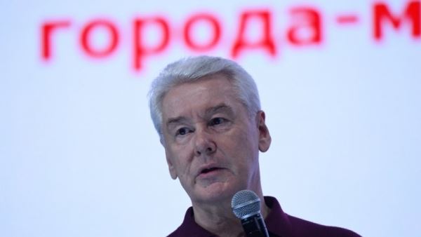 Собянин назвал драматической ситуацию с коронавирусом в Москве